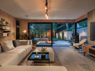 1960’s Remodelled House, Mark Hazeldine Photography Mark Hazeldine Photography 北欧デザインの リビング 合板（ベニヤ板）