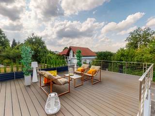 Let's go out!, Cornelia Augustin Home Staging Cornelia Augustin Home Staging Klasyczny balkon, taras i weranda