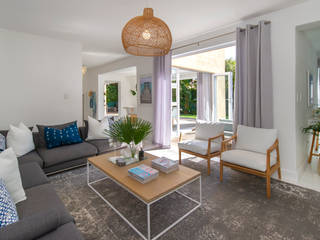 South African Home Stagers' Home, Illuminate Home Staging Illuminate Home Staging Salas de estar tropicais