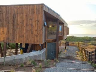 LOTE 6, MAR DE LOBOS PICHILEMU, KIMCHE ARQUITECTOS KIMCHE ARQUITECTOS منزل خشبي خشب Wood effect