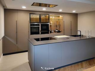 Projecto VI, Kitchen In Kitchen In Dapur Modern