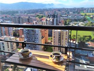 Mesas Plegables, OptimizzArte OptimizzArte Modern balcony, veranda & terrace Wood Wood effect
