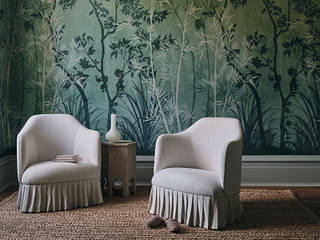 PLUMA COLLECTION of WALLPAPERS, FABRICS and CUSH… , Shades Interiors Shades Interiors Paredes y pisos clásicos