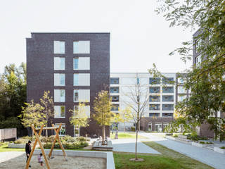 PEP - Wohnen am Prinz Eugen Park, AllesWirdGut Architektur ZT GmbH AllesWirdGut Architektur ZT GmbH Multi-Family house