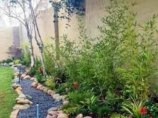 Oriental style Townhouse garden, Young Landscape Design Studio Young Landscape Design Studio Zen garden