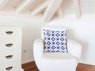 Azulejos, Inspirações Portuguesas Inspirações Portuguesas Modern style bedroom