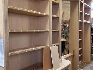 Libreria a ponte in legno su misura, Falegnameria su misura Falegnameria su misura Studio in stile classico