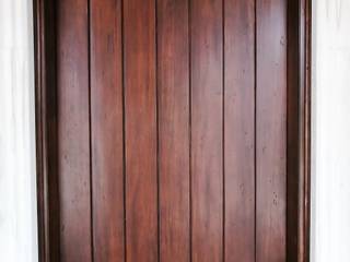 Hacienda Qro, MADERAS METALES G & B by WOOL GROUP MADERAS METALES G & B by WOOL GROUP Colonial style doors Doors