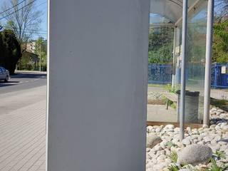 Pylony reklamowy z betonu GRC, Artis Visio Artis Visio モダンな庭