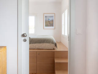 Casa da Serra (Serviced) - Serra da Estrela, MUDA Home Design MUDA Home Design Small bedroom