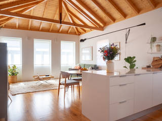 Apartamento D+C - Aveiro, MUDA Home Design MUDA Home Design Ruang Keluarga Gaya Skandinavia