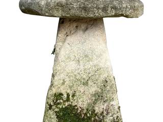 Reclaimed Antique Garden Staddle Stone, UKAA | UK Architectural Antiques UKAA | UK Architectural Antiques Внутренний сад