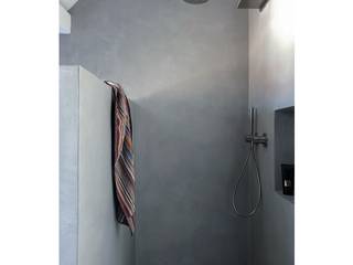 Fugenlose Bad- und Bodengestaltung / Projekt AK, ART OF SURFACE ART OF SURFACE Industrial style bathroom