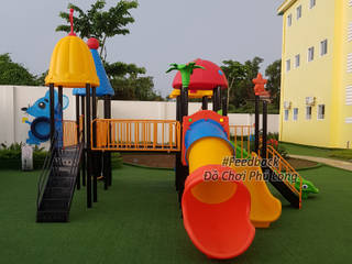 Lắp đặt sân chơi ngoài trời cho trường mầm non ở Tân Phú - TPHCM, Đồ Chơi Phú Long Đồ Chơi Phú Long Modern corridor, hallway & stairs