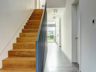 Einfamilienhaus 176, Karl Kaffenberger Architektur | Einrichtung Karl Kaffenberger Architektur | Einrichtung Modern corridor, hallway & stairs