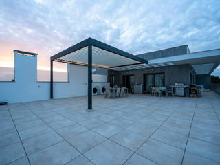 Pérgola Architect no Algarve , Alsol Portugal Alsol Portugal بلكونة أو شرفة