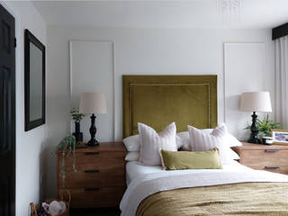 Classic Style Magestic Green Bedroom, Ka Interiors Ka Interiors Dormitorio principal