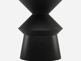 Femme Side Table, Mordomias Mordomias Casa unifamiliare