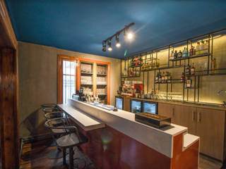 Diseño y remodelacion de Bar Nina, Chile, SP ESTUDIO SP ESTUDIO Eclectic style dining room