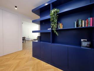 Casa VF, Arbit Studio Arbit Studio Klassischer Flur, Diele & Treppenhaus Holz Blau