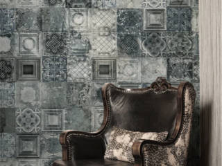 WALL ART & WALLPAPER CLASSIC FRAME WALLPAPER Italia Home Hauptschlafzimmer Furniture, Couch, Rectangle, Wood, Chair, Textile, Interior design, Flooring, Club chair, Floor