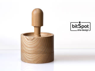 bitSpot – das Werkzeug-Objekt aus Esche, Innenarchitektur - Design Innenarchitektur - Design モダンデザインの リビング