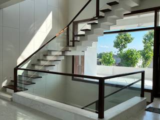 Jammu Residence, Shriya Magotra Architects Shriya Magotra Architects 빌라