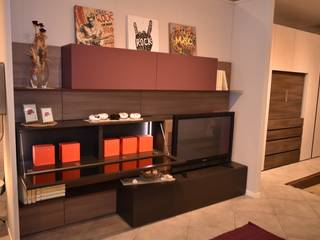 Soggiorno SANGIACOMO boiserie, EML SRL EML SRL Moderne woonkamers