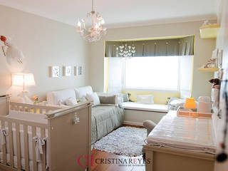 Quarto infantil, Cristina Reyes Design de Interiores Cristina Reyes Design de Interiores Recámaras para bebés