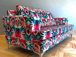 Sofa in printed velvet, The Cheshire Upholstery Company The Cheshire Upholstery Company Salas modernas