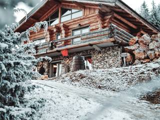 Rediscover Luxury at Fee Pour Vous Chalets, in Megève, France Press profile homify Casas de madera Sky, Building, Snow, Window, House, Wood, Freezing, Slope, Tree, Plant