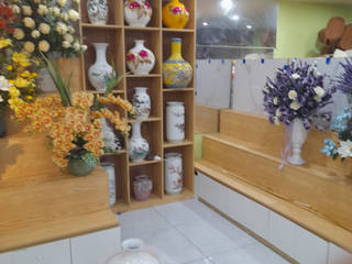 Interior design and construction of flower shop Hai Toan - Thai Nguyen, Anviethouse Anviethouse Autres espaces