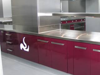 Instalación distribuidor Carranza hostelería, PEC - Professional Equipment Consulting PEC - Professional Equipment Consulting Built-in kitchens