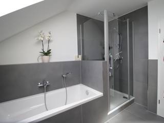 Grey is Beautiful, Bad Campioni Bad Campioni Classic style bathrooms