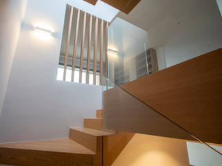 Reforma vivienda unifamiliar, maite maceiras maite maceiras Stairs