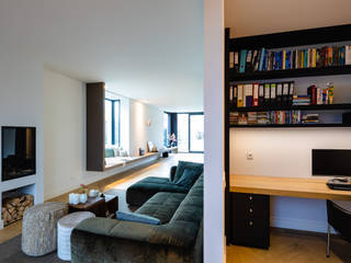 villa R, SVDK interieurarchitecte(n) SVDK interieurarchitecte(n) Modern living room