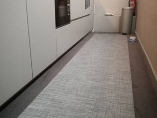 Alfombras vinílicas en el showroom de Duravit, Vertisol Internacional SRL Vertisol Internacional SRL Boden