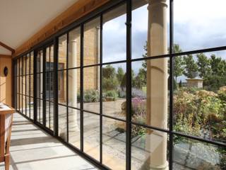 Large Screen Doors on Residential Property, Architectural Bronze Ltd Architectural Bronze Ltd Giếng trời