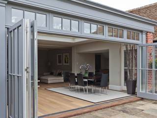 Open Plan Orangery with Multi Folding Doors, Vale Garden Houses Vale Garden Houses Classic style conservatory