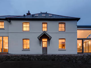 Leign Farm, refurbishment and extension of historic Dartmoor farmhouse., VESP Architects VESP Architects Country house