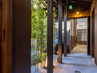 京都祇園の町屋を利用したゲストハウスを撮影しました。, 富岡写真事務所 富岡写真事務所 Espaces commerciaux
