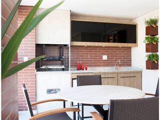 Nada melhor, do que ter um apartamento com cara de casa! , Tikkanen arquitetura Tikkanen arquitetura Moderner Balkon, Veranda & Terrasse