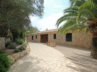 Renovierung Villa mit Pool in Son Font, Calvià, Mallorca, ENVIVIR PROYECTOS Y OBRAS S.L. ENVIVIR PROYECTOS Y OBRAS S.L. Dom jednorodzinny