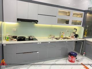 Công trình tủ bếp inox cánh kính cường lực tại Hà Nam, Nội thất Nguyễn Kim Nội thất Nguyễn Kim Kitchen units