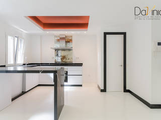 Cuando la sencillez es elegante, Davinia | Mobiliario de cocina y armarios Davinia | Mobiliario de cocina y armarios Built-in kitchens