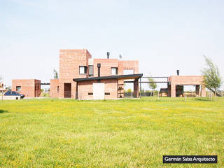 Casa Figa - Barrio Santa Barbara (Tigre, Buenos Aires) German Salas arquitect, German Salas arquitectos German Salas arquitectos Casas unifamiliares