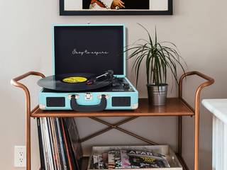 Tocadiscos de Vinilo Vintage, Press profile homify Press profile homify Ruang Keluarga Klasik