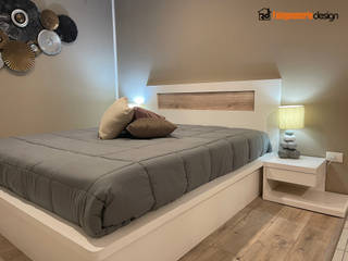 Camera da letto moderna, Falegnamerie Design Falegnamerie Design Camera da letto principale Legno Bianco