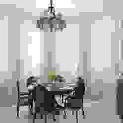 Столовая Студия дизайна интерьера Маши Марченко Столовая комната в эклектичном стиле