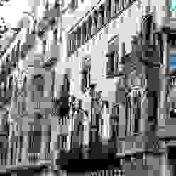 Restauración Fachada Casa Bonet en Barcelona Estudio Arquitectura Ricardo Pérez Asin Balcones y terrazas de estilo clásico rehabilitación,fachada,edificio monumental,modernista,edificio modernista,arquitectura,arquitecto,restauración